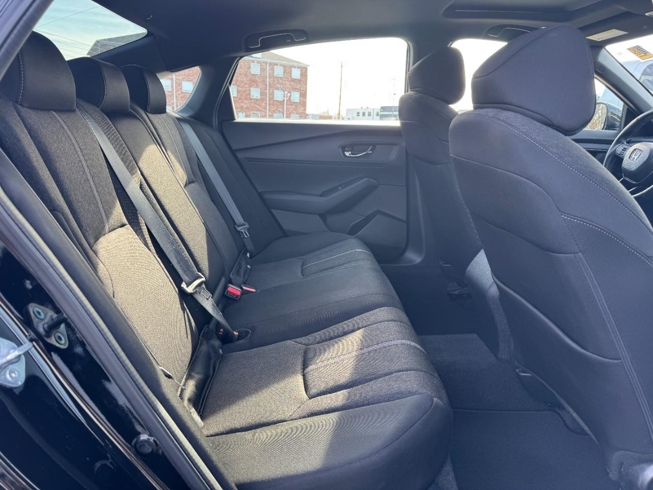 Honda Accord Hybrid Vehicle Full-screen Gallery Image 10