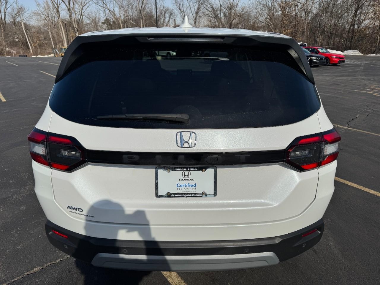 Honda Pilot Vehicle Full-screen Gallery Image 05