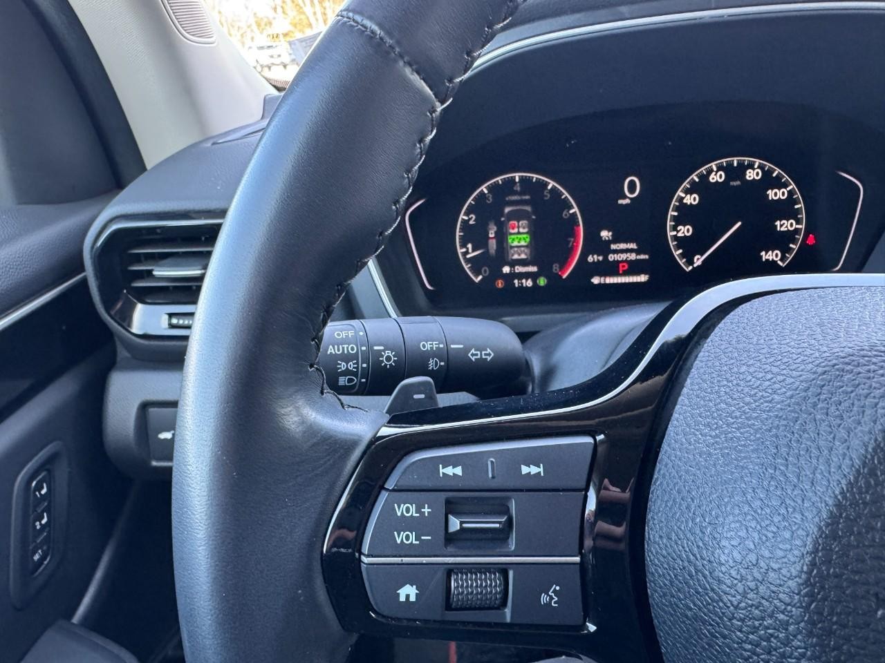 Honda Pilot Vehicle Full-screen Gallery Image 19