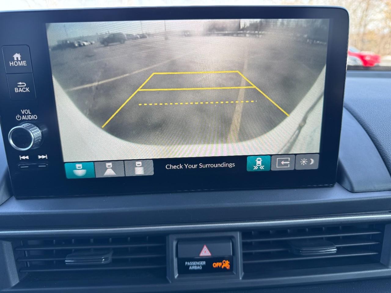 Honda Pilot Vehicle Full-screen Gallery Image 22