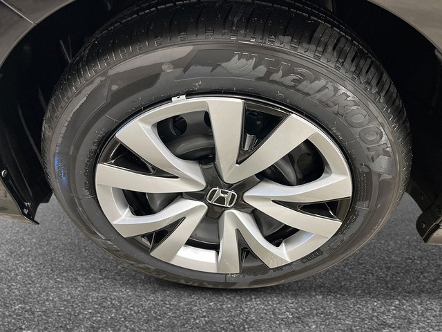 Honda Civic Sedan Vehicle Full-screen Gallery Image 10