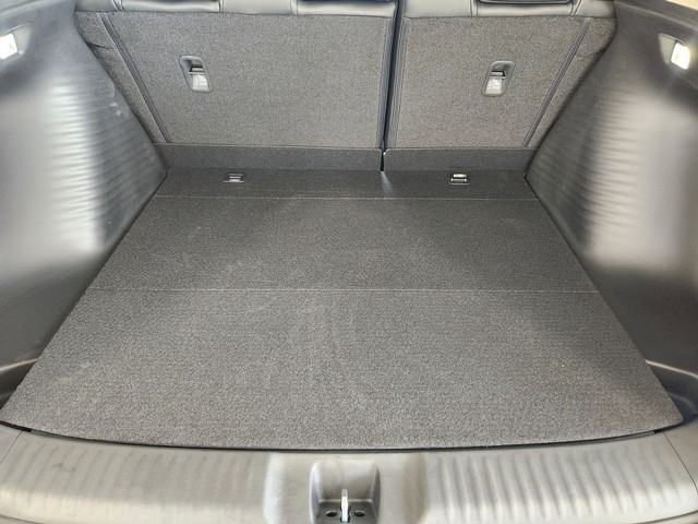 Honda HR-V Vehicle Full-screen Gallery Image 25