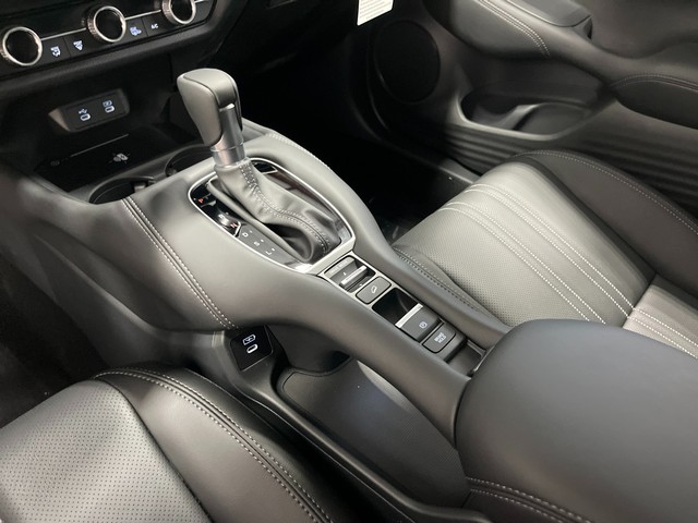 Honda HR-V Vehicle Full-screen Gallery Image 21