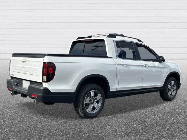 Honda Ridgeline Vehicle Full-screen Gallery Image 04