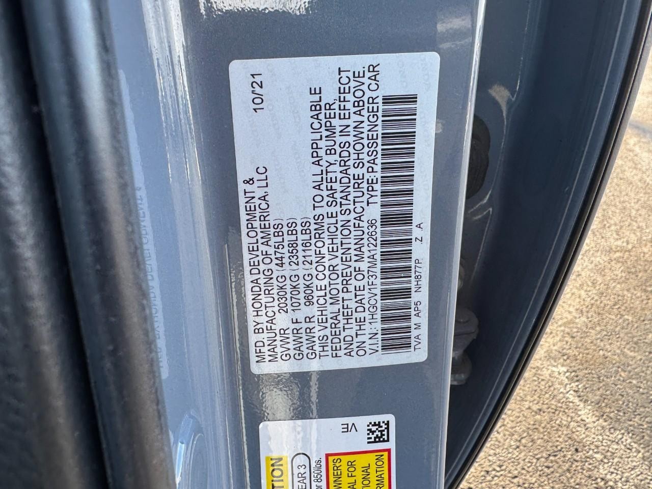 Honda Accord Sedan Vehicle Full-screen Gallery Image 25