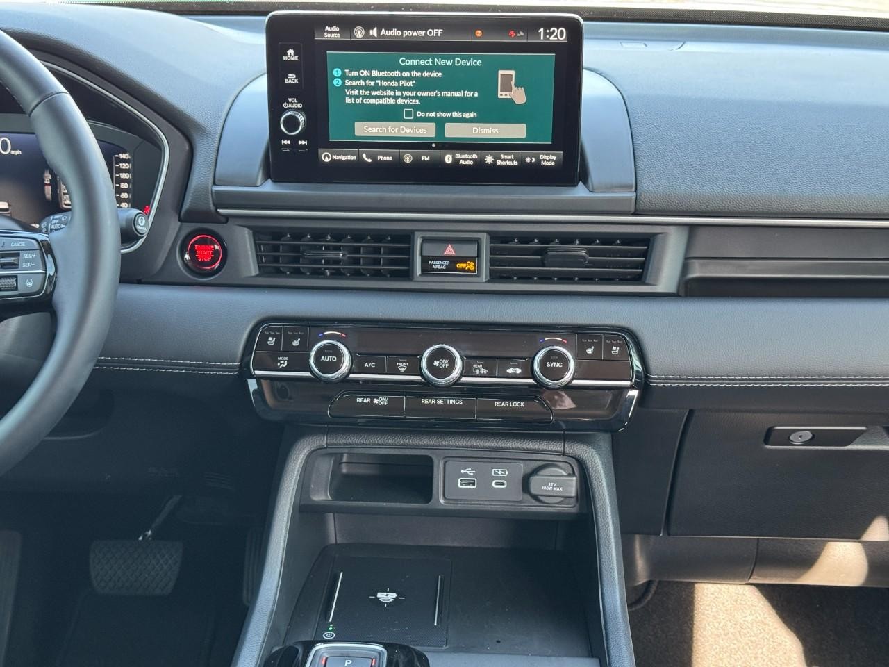 Honda Pilot Vehicle Full-screen Gallery Image 14