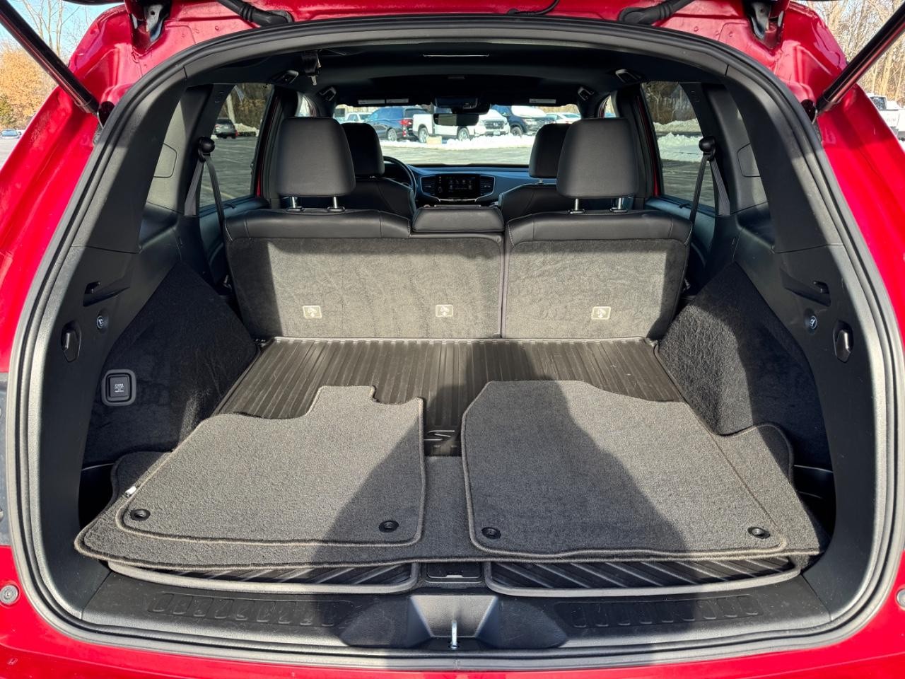 Honda Passport Vehicle Full-screen Gallery Image 04