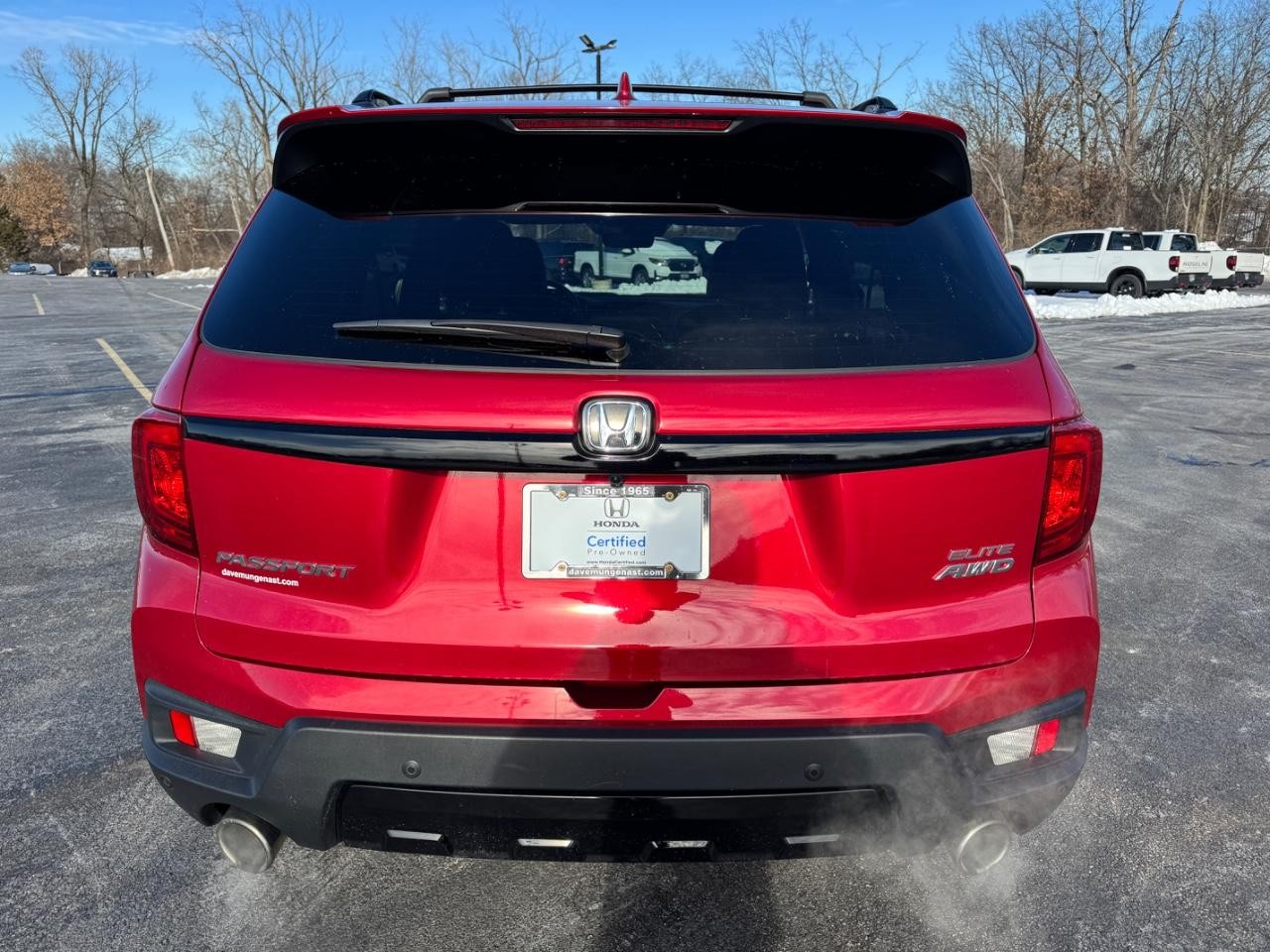 Honda Passport Vehicle Full-screen Gallery Image 05