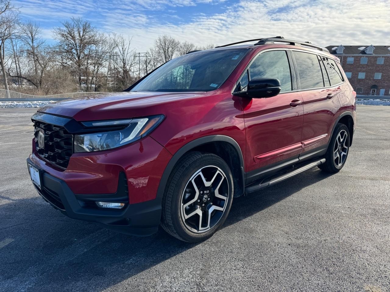 Honda Passport Vehicle Full-screen Gallery Image 08