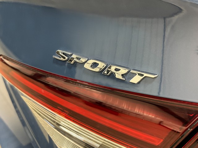 Honda Civic Sedan Vehicle Full-screen Gallery Image 06