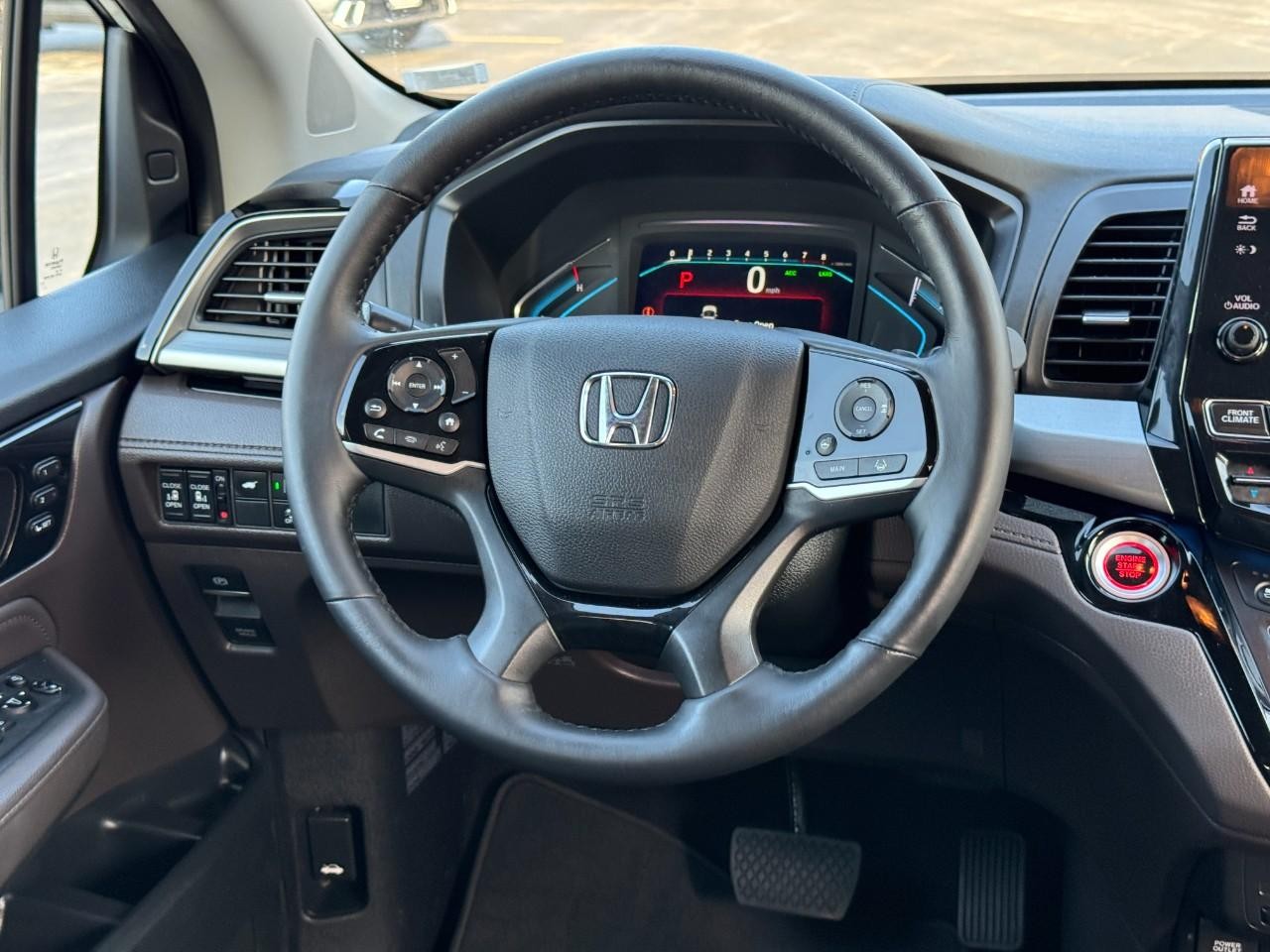 Honda Odyssey Vehicle Full-screen Gallery Image 13