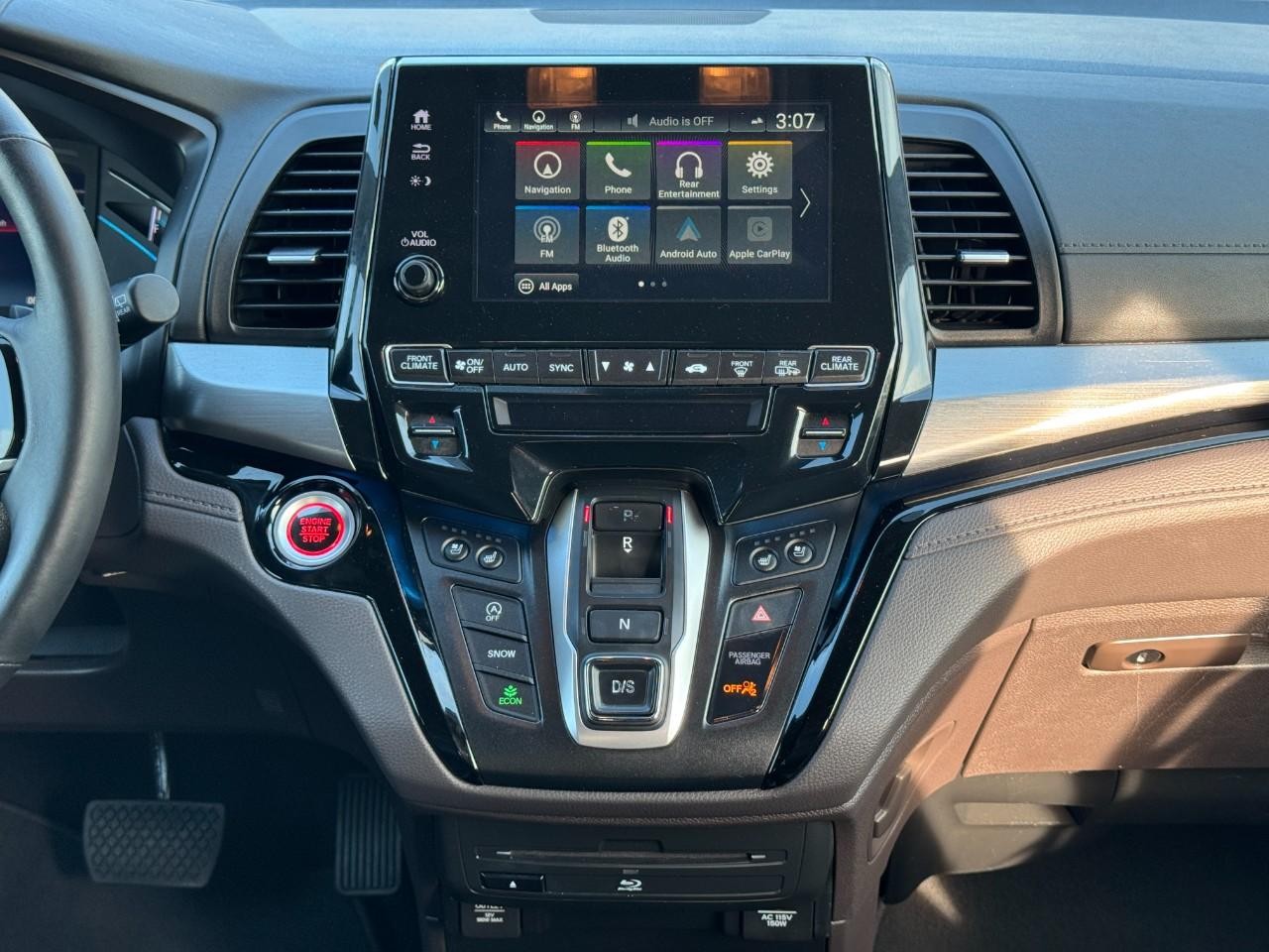 Honda Odyssey Vehicle Full-screen Gallery Image 14