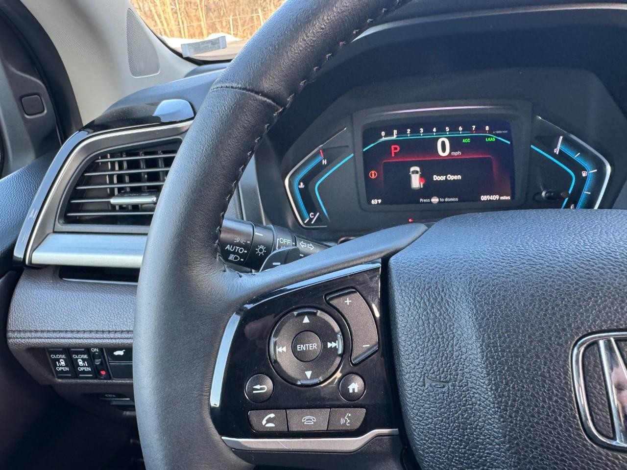 Honda Odyssey Vehicle Full-screen Gallery Image 21