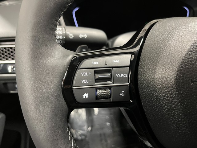 Honda Civic Sedan Hybrid Vehicle Full-screen Gallery Image 15