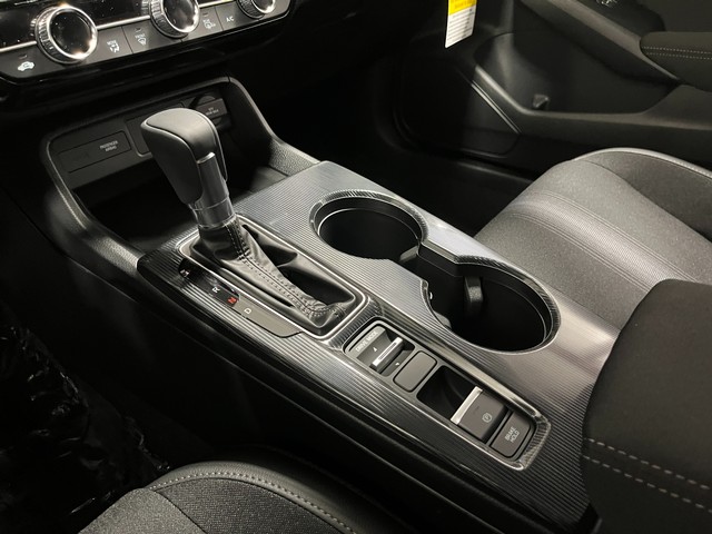 Honda Civic Sedan Hybrid Vehicle Full-screen Gallery Image 17