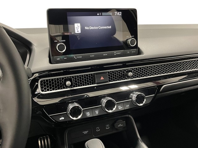 Honda Civic Sedan Hybrid Vehicle Full-screen Gallery Image 18