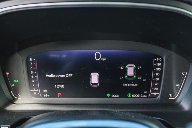 Honda Pilot Vehicle Full-screen Gallery Image 12