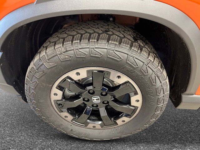 Honda Passport Vehicle Full-screen Gallery Image 11