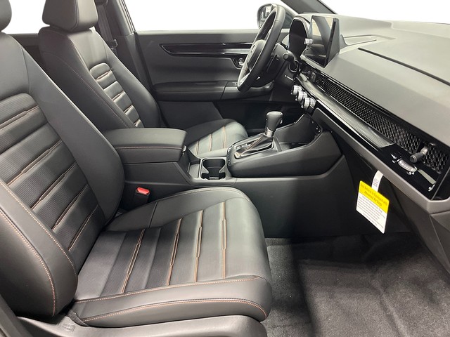 Honda CR-V Hybrid Vehicle Full-screen Gallery Image 29