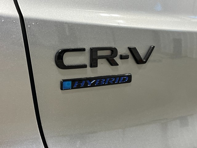 Honda CR-V Hybrid Vehicle Full-screen Gallery Image 07