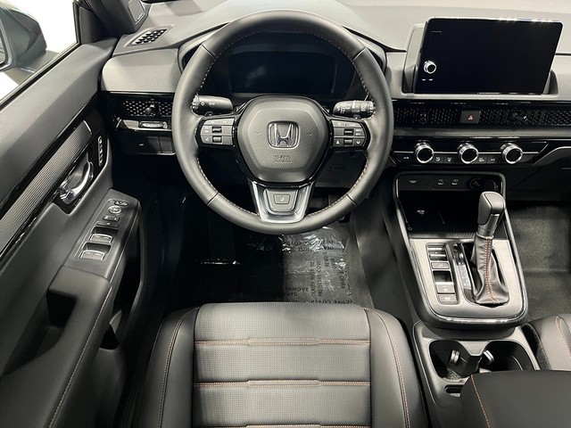 Honda CR-V Hybrid Vehicle Full-screen Gallery Image 17