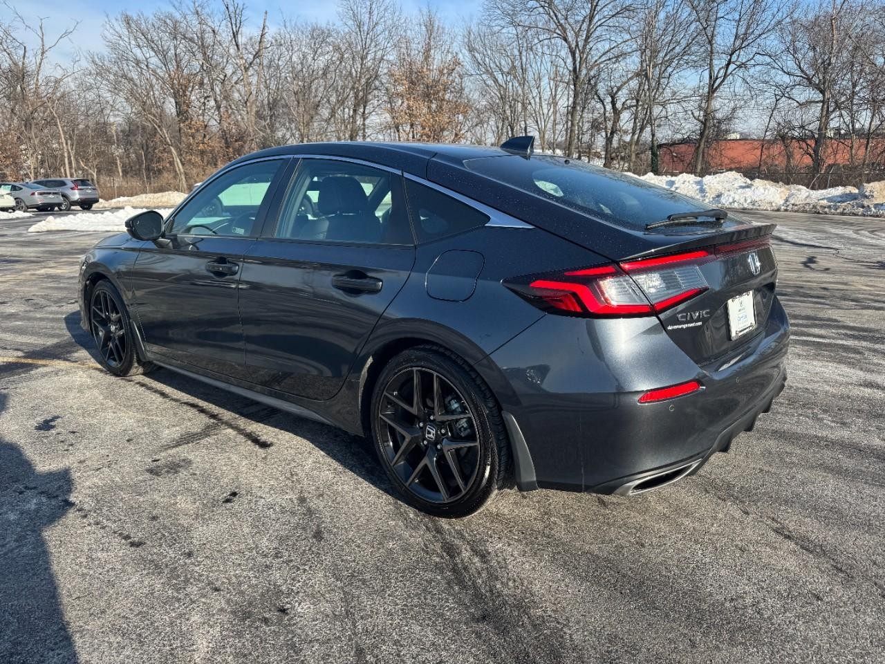 Honda Civic Hatchback Vehicle Full-screen Gallery Image 06