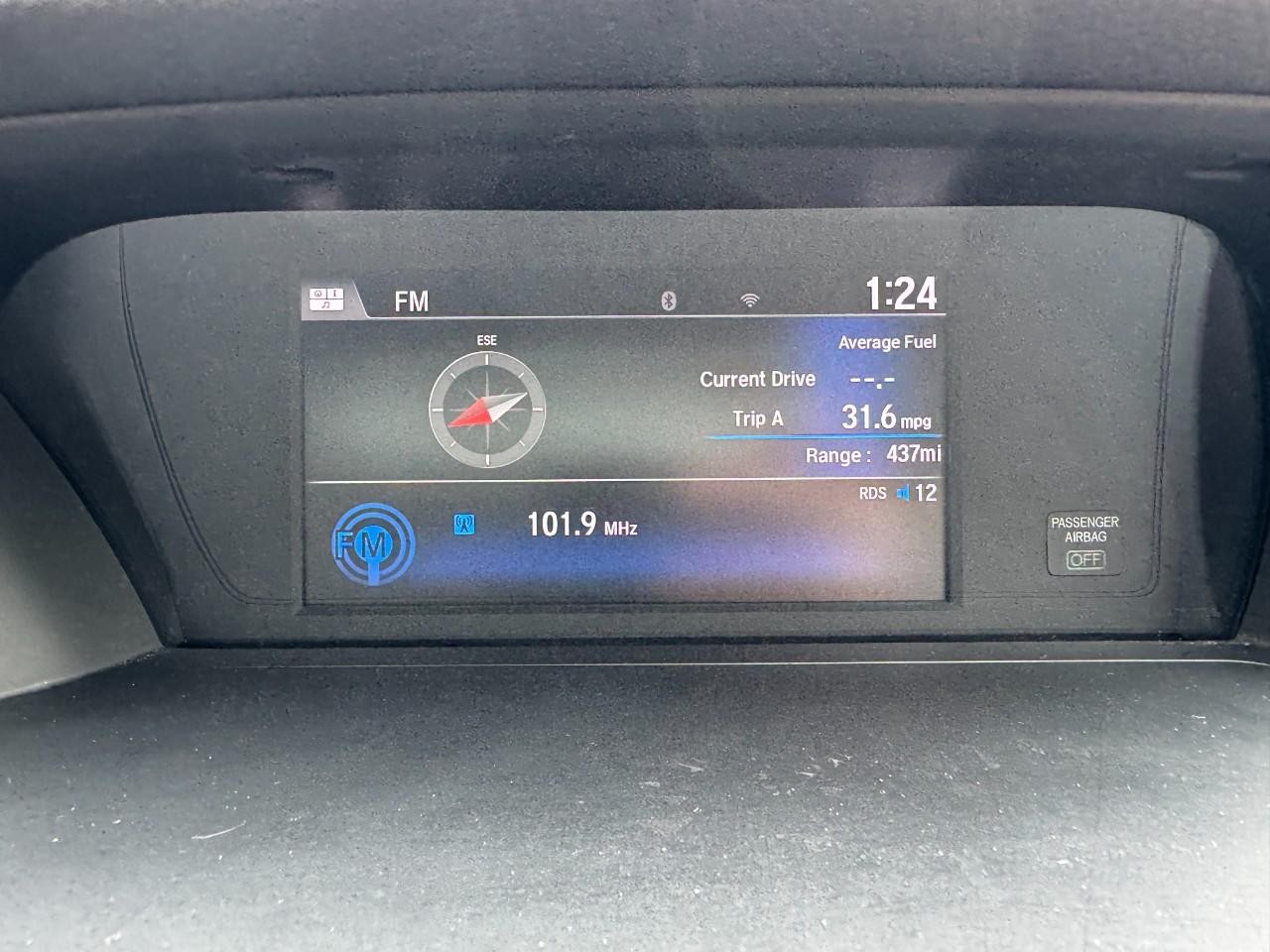 Honda Accord Hybrid Vehicle Full-screen Gallery Image 23