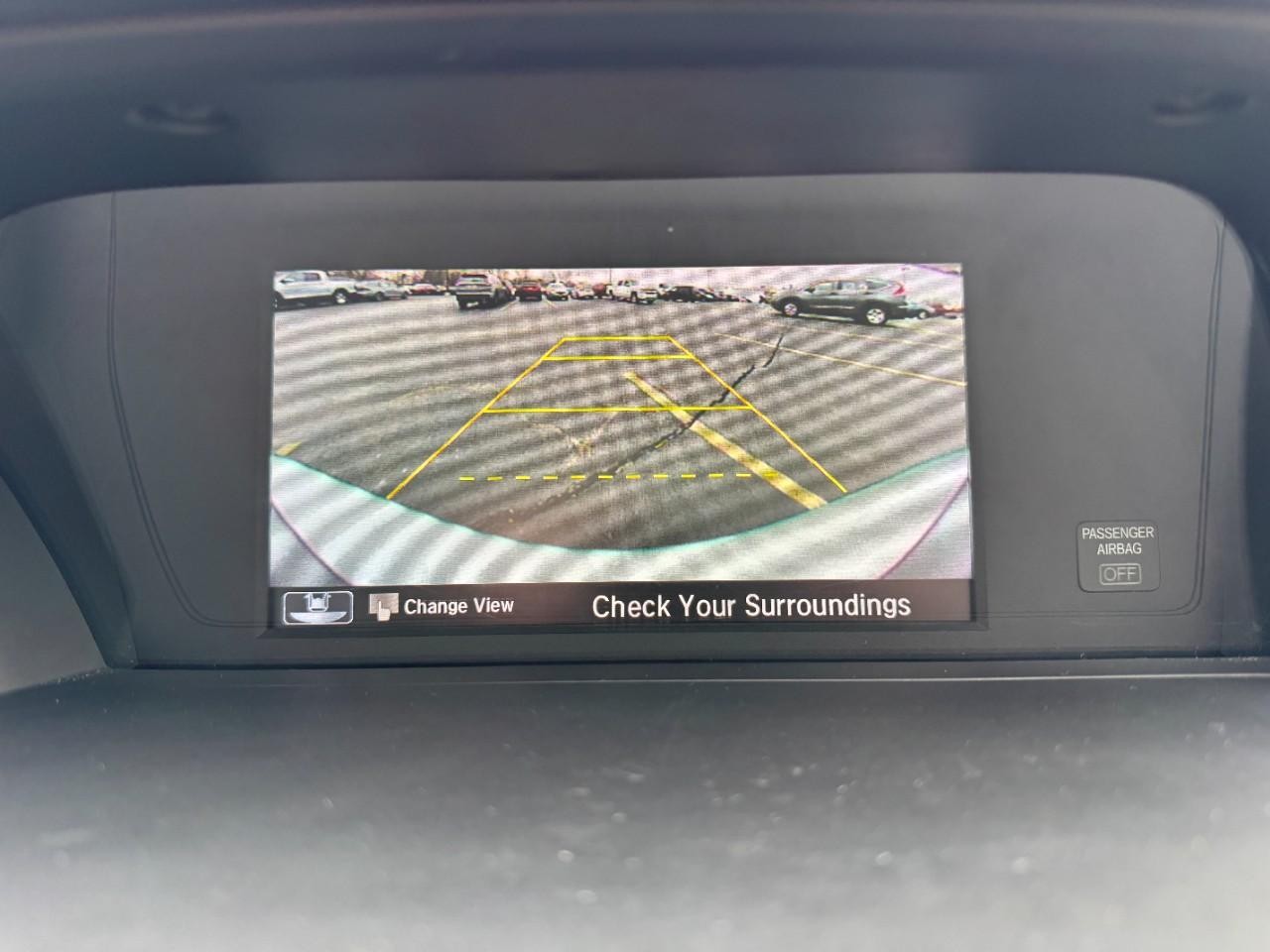 Honda Accord Hybrid Vehicle Full-screen Gallery Image 24