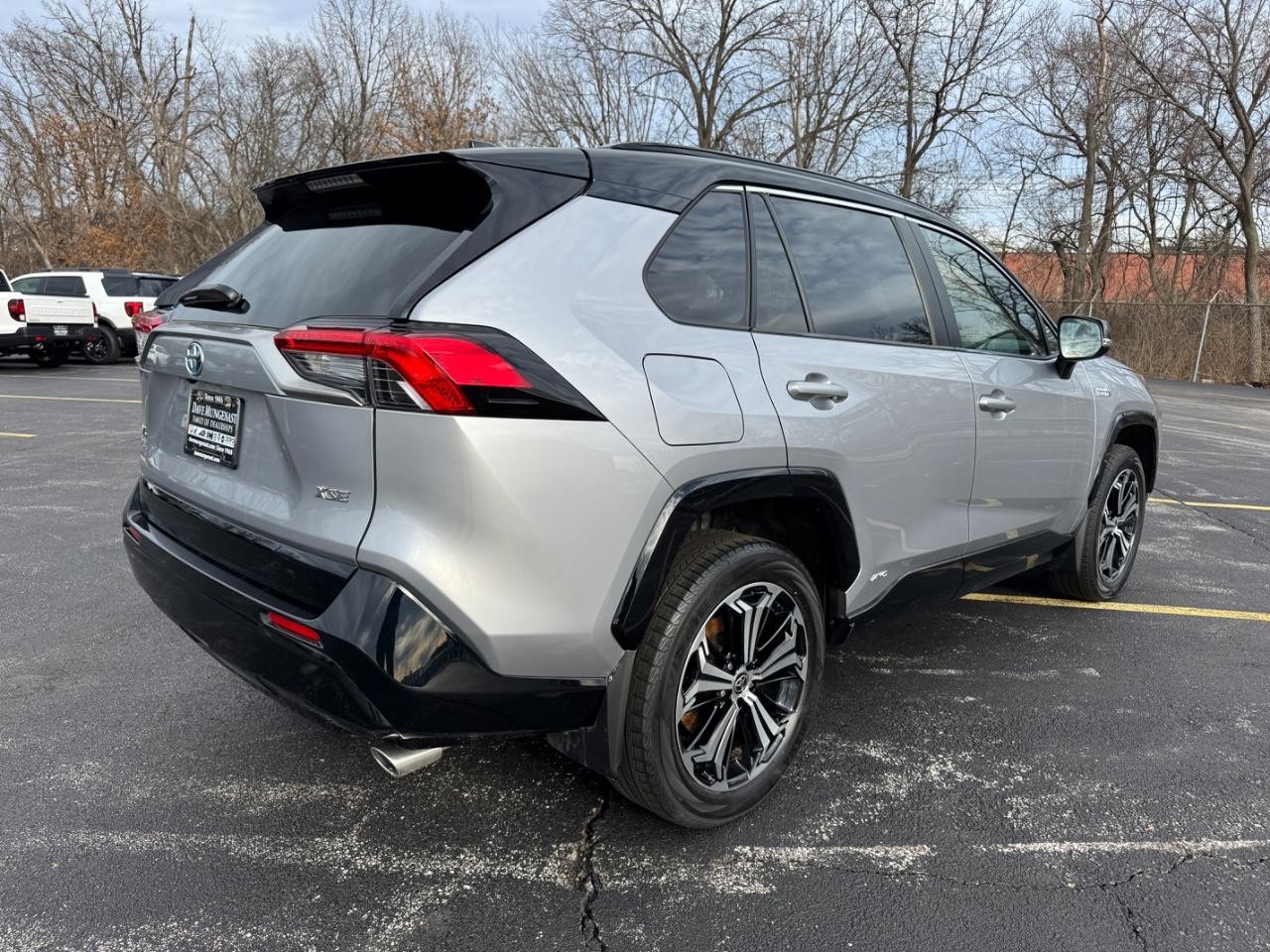 Toyota RAV4 Prime Vehicle Full-screen Gallery Image 03