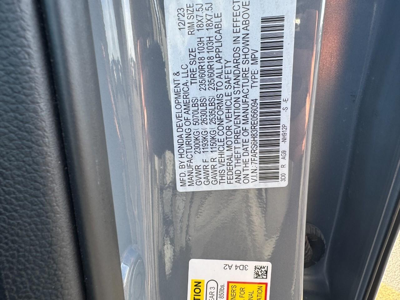 Honda CR-V Hybrid Vehicle Full-screen Gallery Image 26