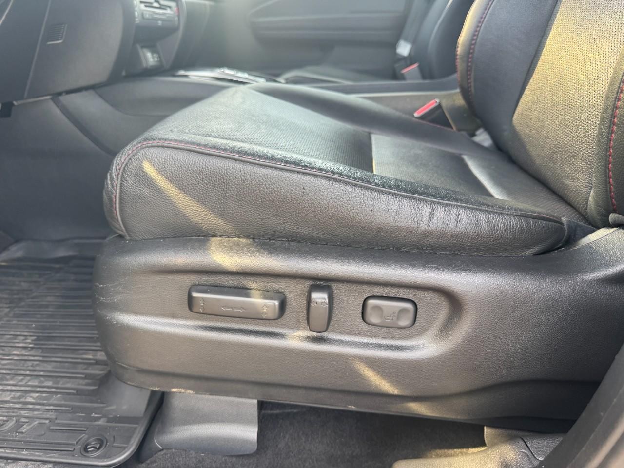 Honda Pilot Vehicle Full-screen Gallery Image 18