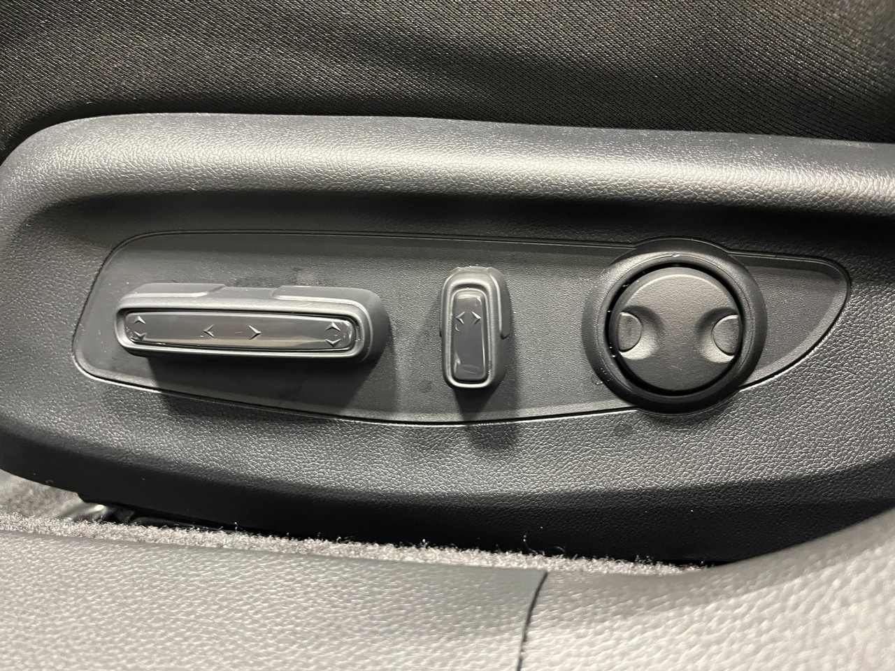 Honda Accord Hybrid Vehicle Full-screen Gallery Image 51