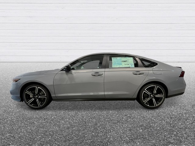 Honda Accord Hybrid Vehicle Full-screen Gallery Image 38