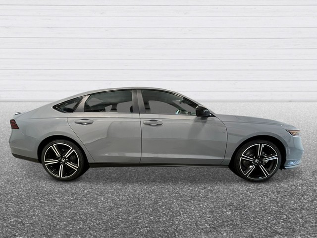 Honda Accord Hybrid Vehicle Full-screen Gallery Image 44