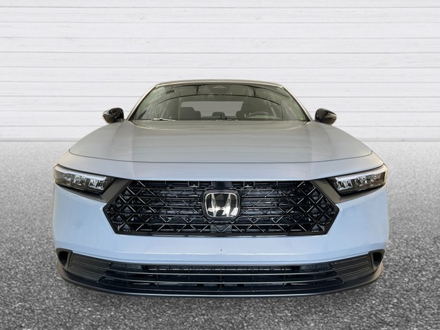 Honda Accord Hybrid Vehicle Full-screen Gallery Image 46