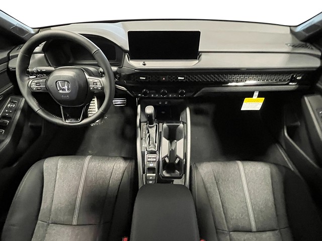 Honda Accord Hybrid Vehicle Full-screen Gallery Image 52