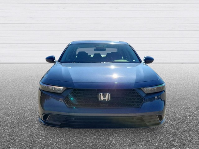 Honda Accord Hybrid Vehicle Full-screen Gallery Image 08