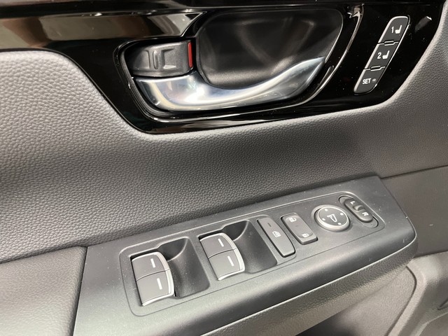 Honda CR-V Vehicle Full-screen Gallery Image 14