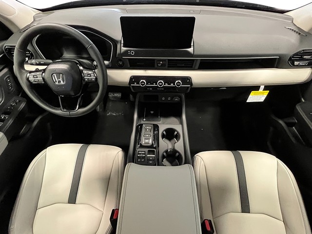 Honda Passport Vehicle Full-screen Gallery Image 24