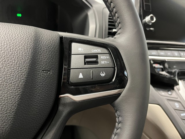 Honda Odyssey Vehicle Full-screen Gallery Image 17