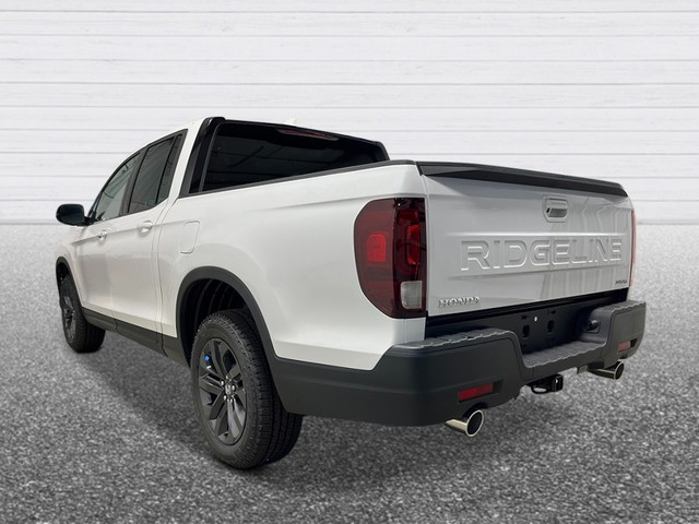 Honda Ridgeline Vehicle Full-screen Gallery Image 03