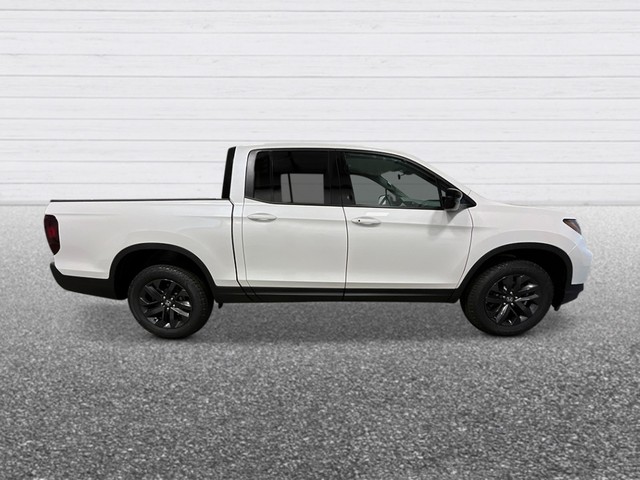 Honda Ridgeline Vehicle Full-screen Gallery Image 08