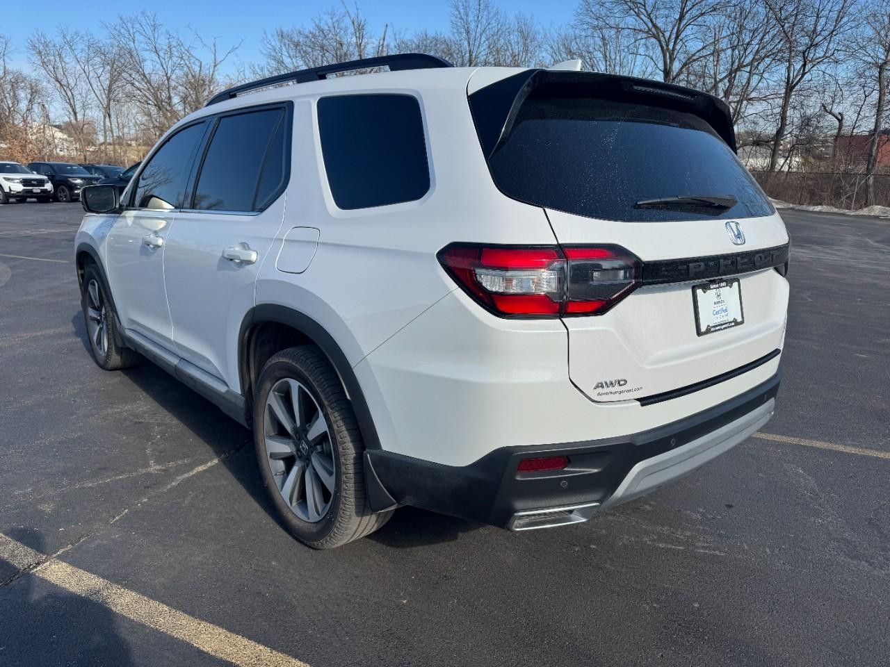 Honda Pilot Vehicle Full-screen Gallery Image 06