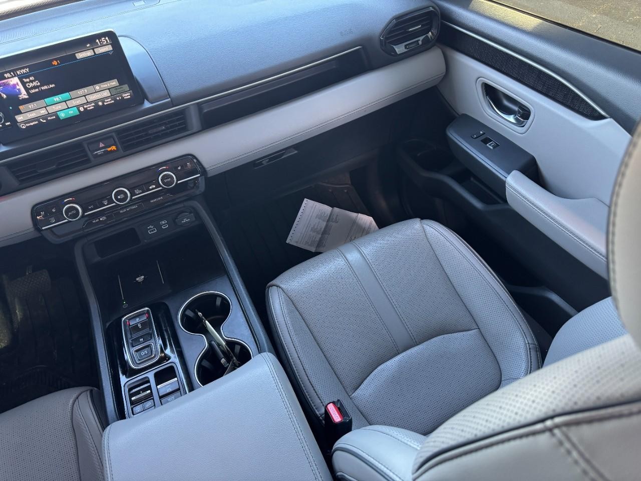 Honda Pilot Vehicle Full-screen Gallery Image 16