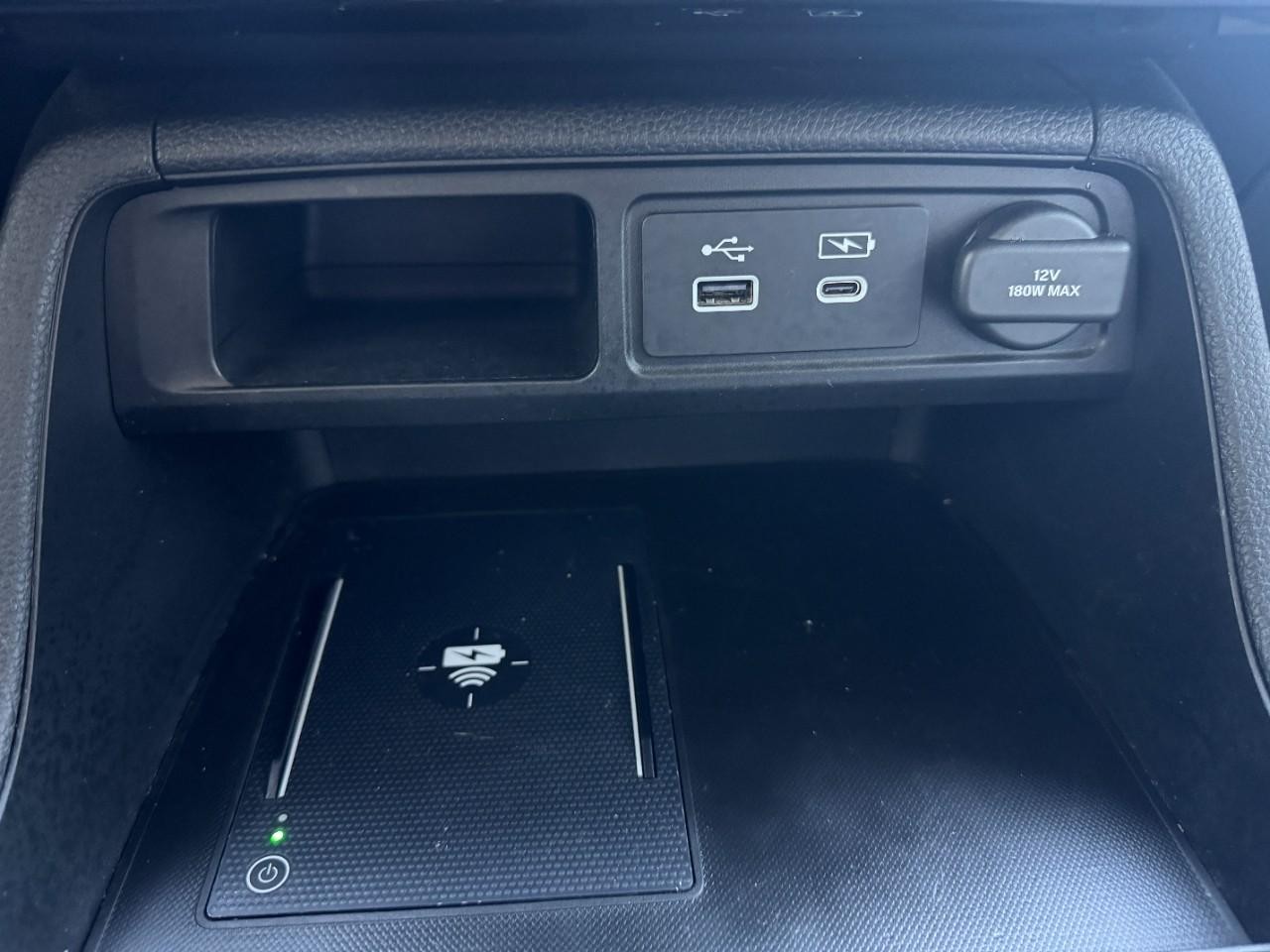 Honda Pilot Vehicle Full-screen Gallery Image 26