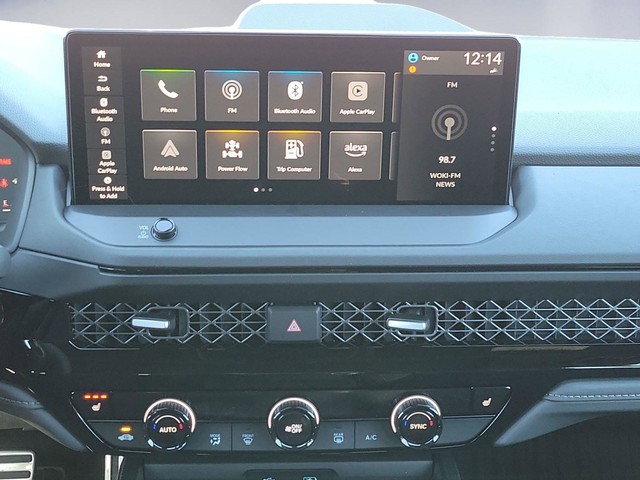 Honda Accord Hybrid Vehicle Full-screen Gallery Image 15