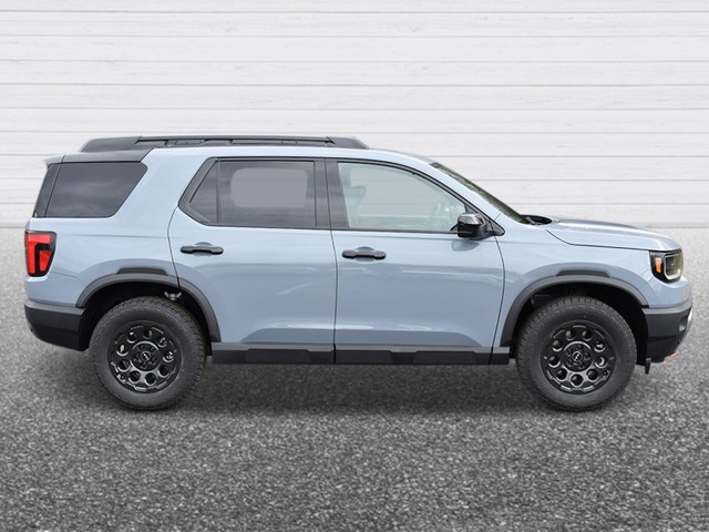 Honda Passport Vehicle Full-screen Gallery Image 06