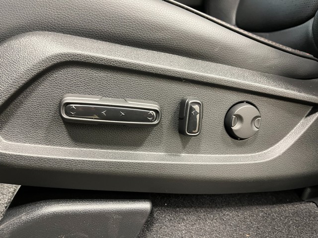 Honda Passport Vehicle Full-screen Gallery Image 11