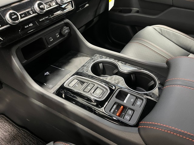 Honda Passport Vehicle Full-screen Gallery Image 13