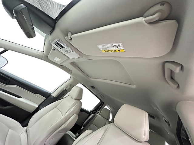 Honda Odyssey Vehicle Full-screen Gallery Image 19